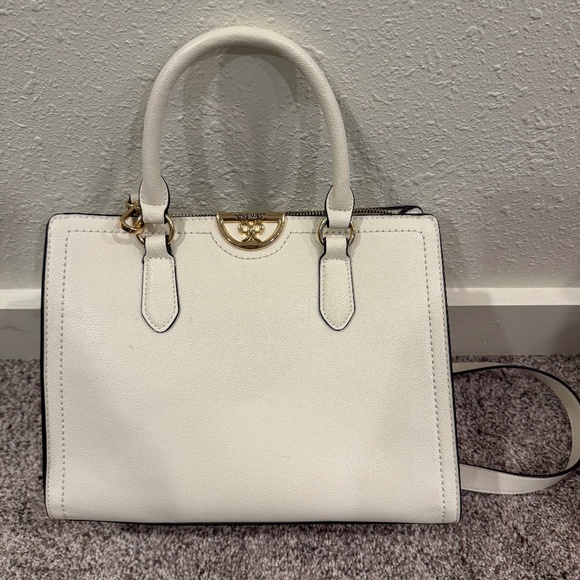 Nine West White Faux Leather Handbag with Gold Hardware - Picture 1 of 6